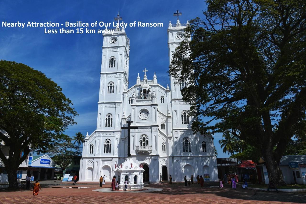 Oyo 8273 Diamond Inn Kochi Exterior foto